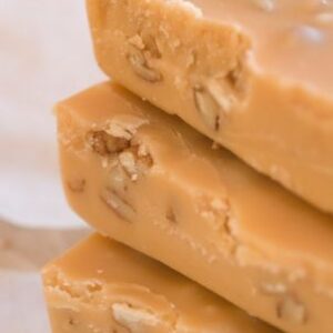 Piñonuche (piñon penuche) Fudge